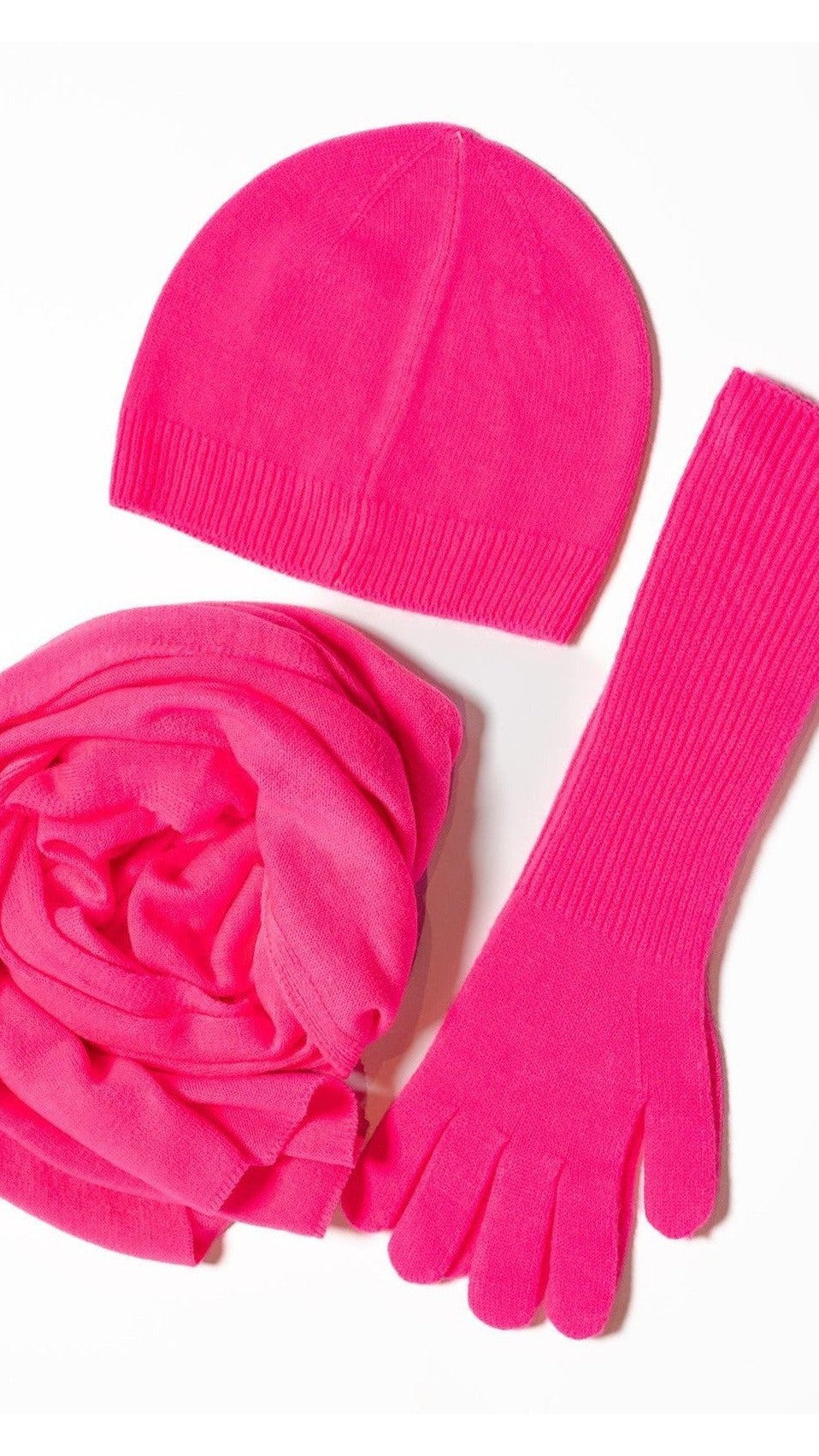 PINK GLOVE-HAT-SCARF TRIO