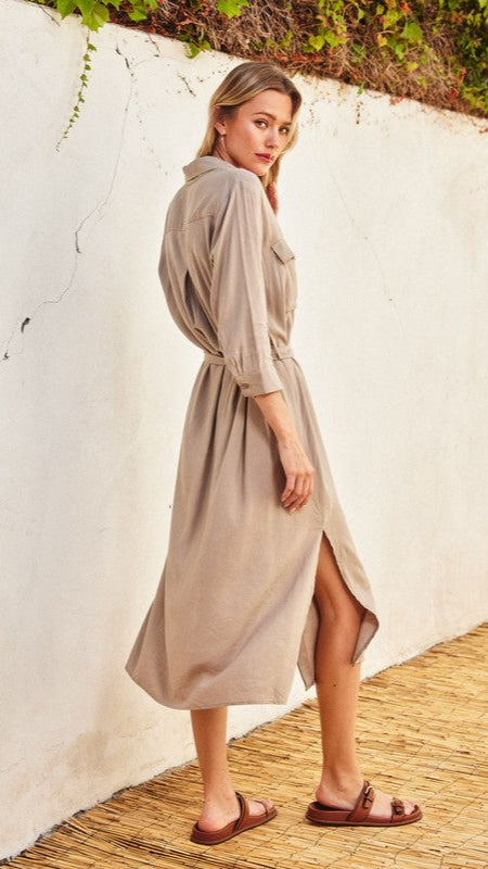 Chic Belted Maxi Dress M