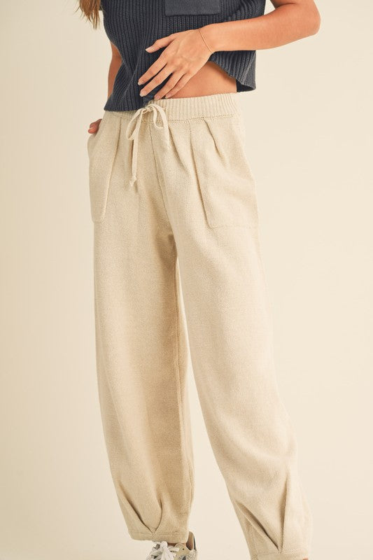 Pleated Knit Trouser